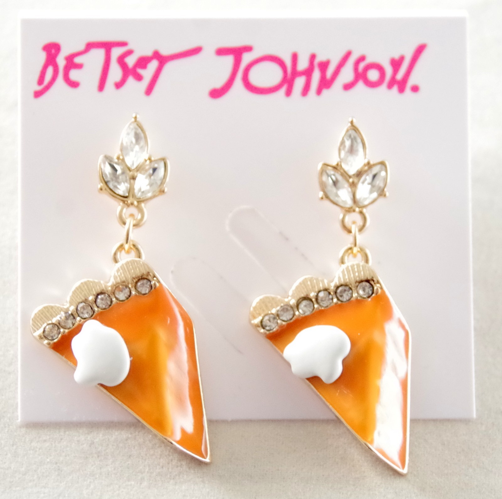 HTF! 3-D BETSEY JOHNSON PUMPKIN PIE RHINESTONE THANKSGIVING DROP DANGLE EARRINGS