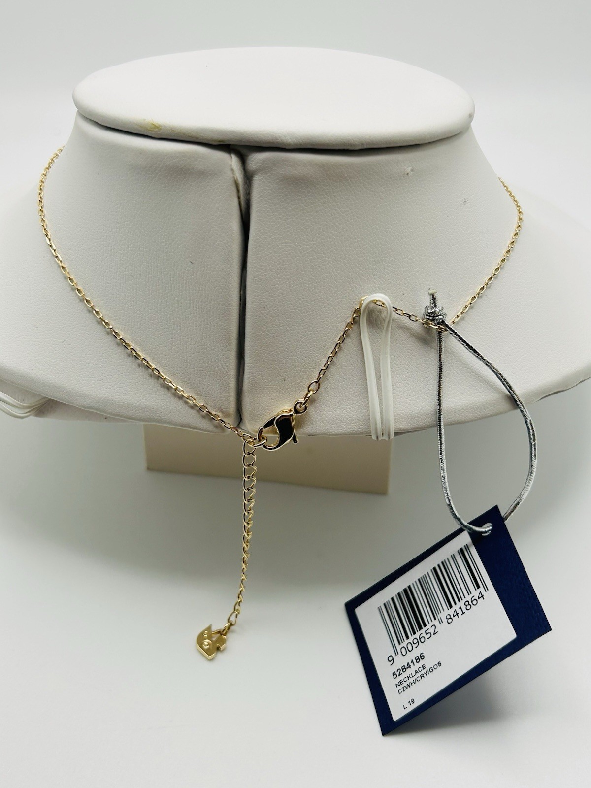 Swarovski Sparkling Dance Round Necklace Gold Tone White Floating Crystal NW Box