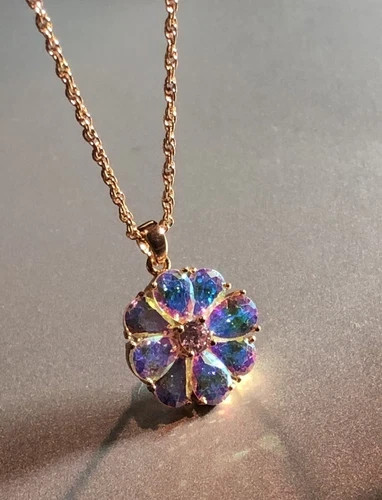 18k Gold Plated Flower Pendant Necklace made Simulated Diamond Aurora Borealis