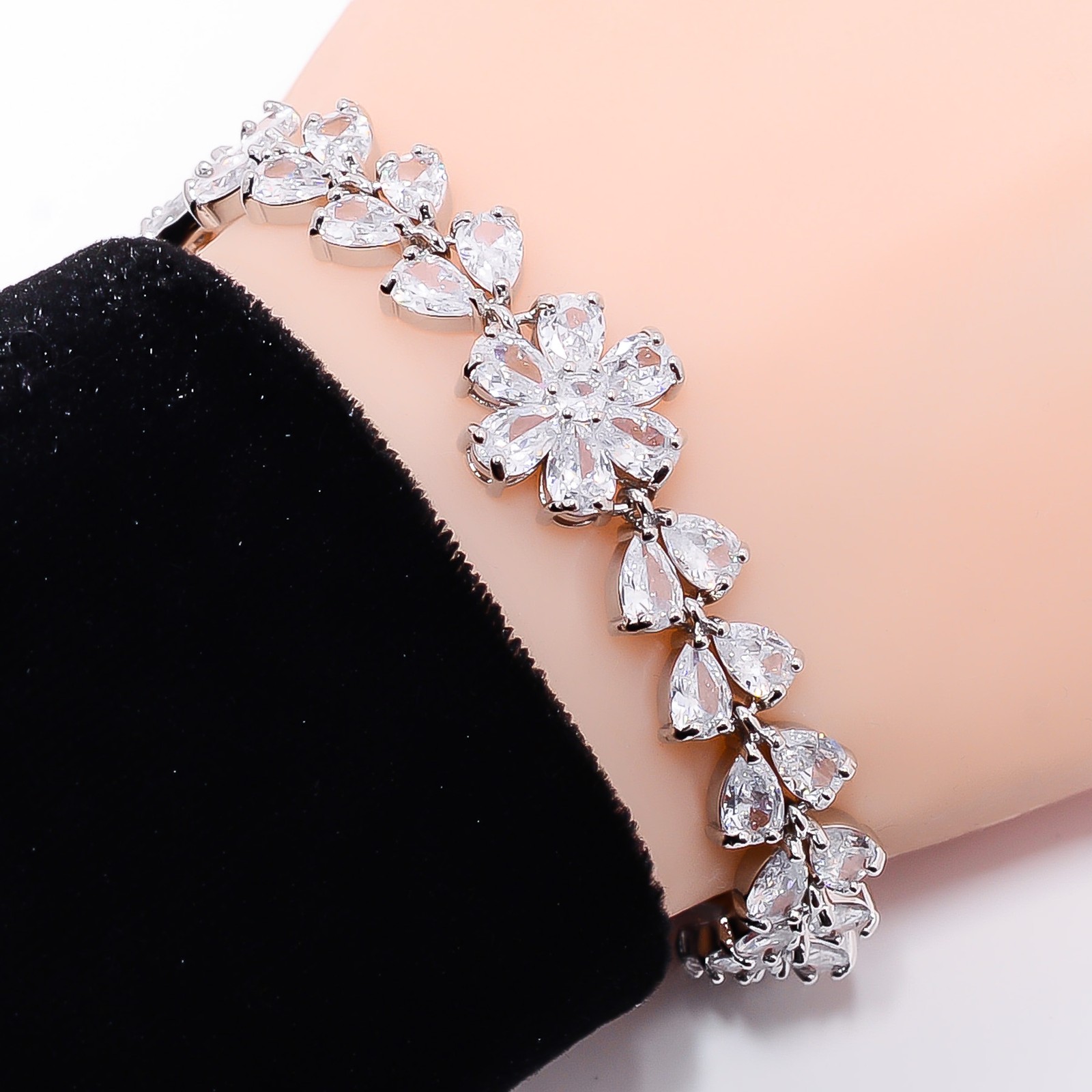 White Topaz, CZ 925 Sterling Silver Adjustable Bracelet 7-8″ B13485