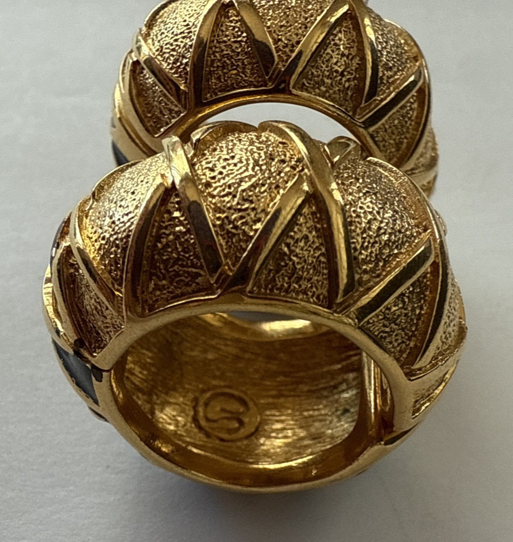 Vintage St John Hinged Enamel Hoop Earrings Gold Tone None Pierced