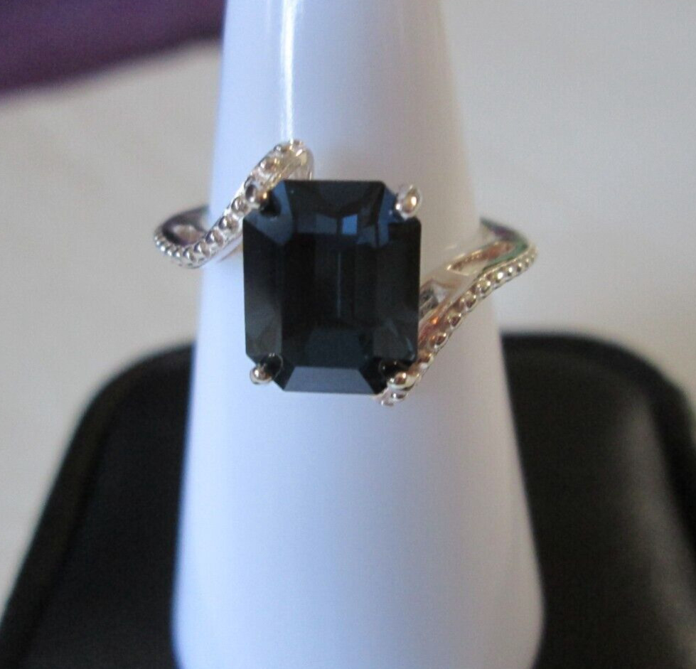 Montana Blue Swarovski Crystal Sterling Silver Ring (Size 8) 3.00 cts.