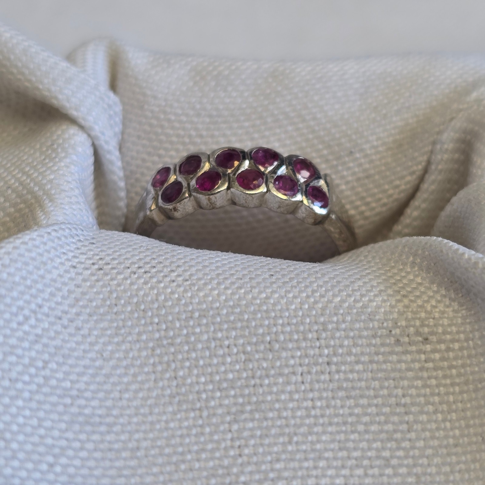 Sterling Silver Ring 2.9g Fine Jewelry Size 6.5 Ruby Color *READ*