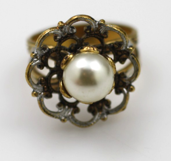Vintage Damascene Spain style Faux Pearl Flower Adjustable band Ring size 6