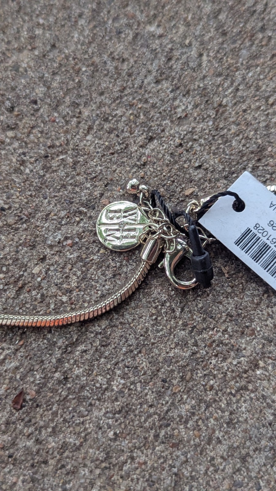 White house black market Silver / Green Crystal tassel necklace 32″ NOS $50 MSRP