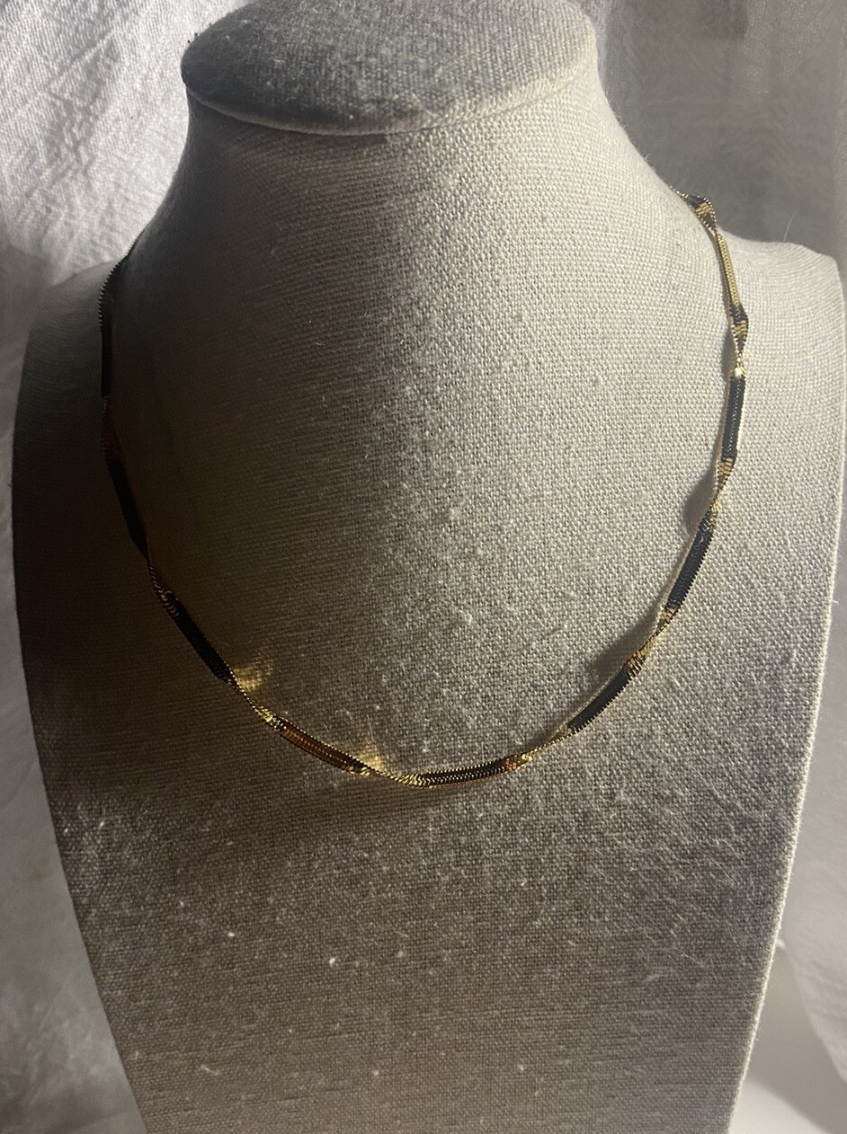 Gold Tone Twisted Herringbone Chain Necklace 17” Adjustable Choker