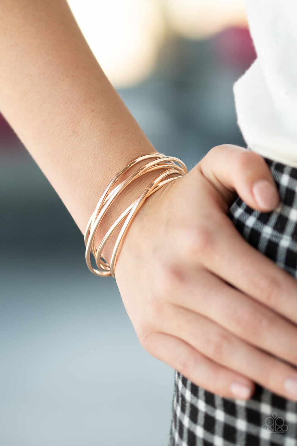 Paparazzi jewelry Modest Goddess Rose Gold Crisscross Bar Cuff Bracelet