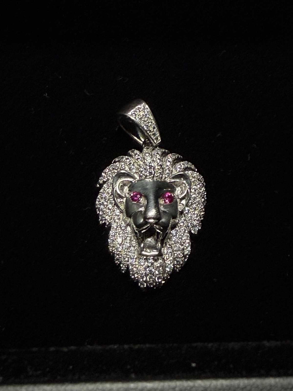 925 Sterling Silver Lion Head Pendant CZ Mane Ruby Eyes 9g Jewelry