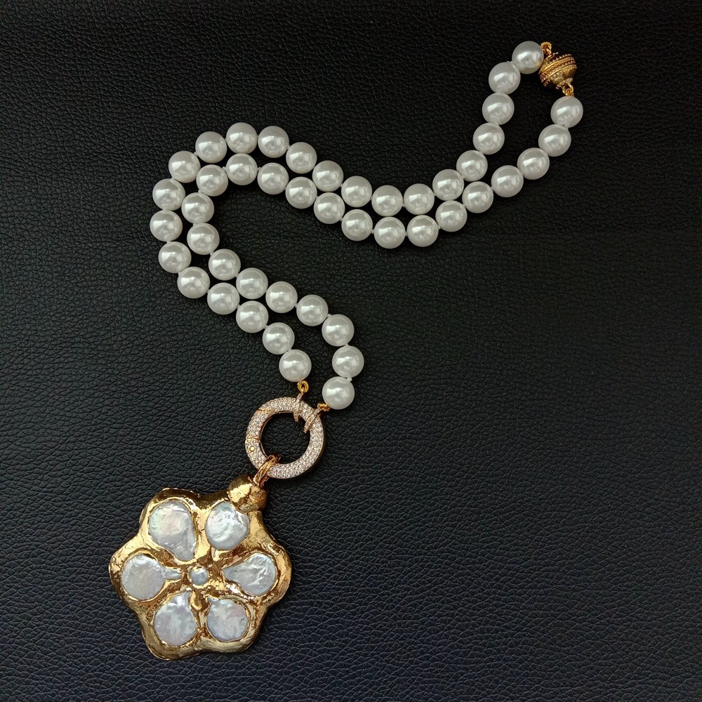 22” White Sea Shell Pearl Necklace Coin Pearl Gold Plated Flower Pendant