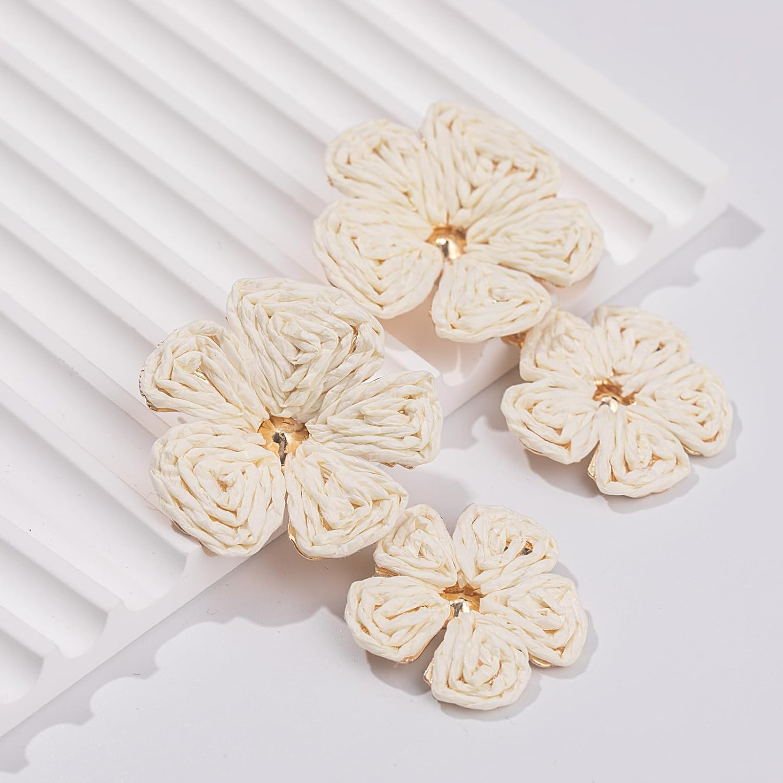 Women’s Drop Earrings Boho Flower Raffia Dangle Jewelry Summer Vacation Casual