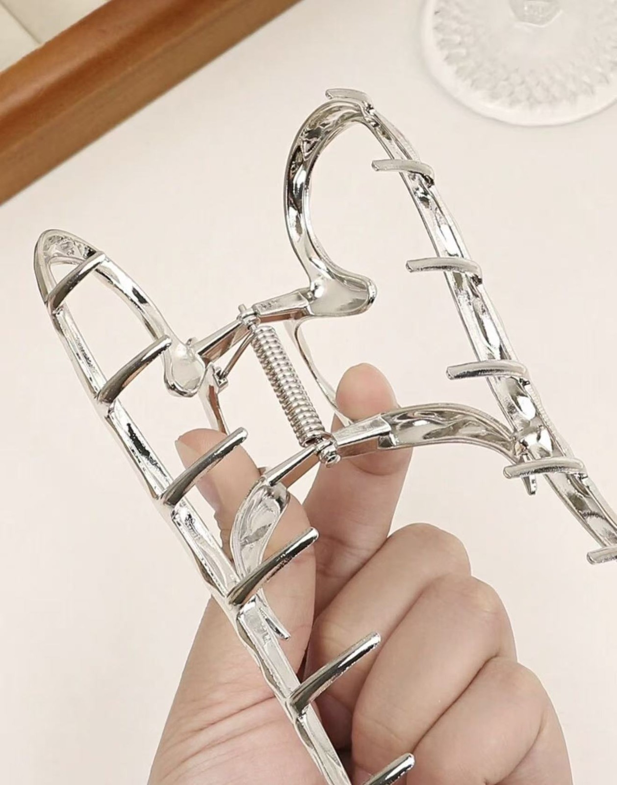 Heart Shape Hair Claw Clip for Women, Elegant Metal Hair Clip
