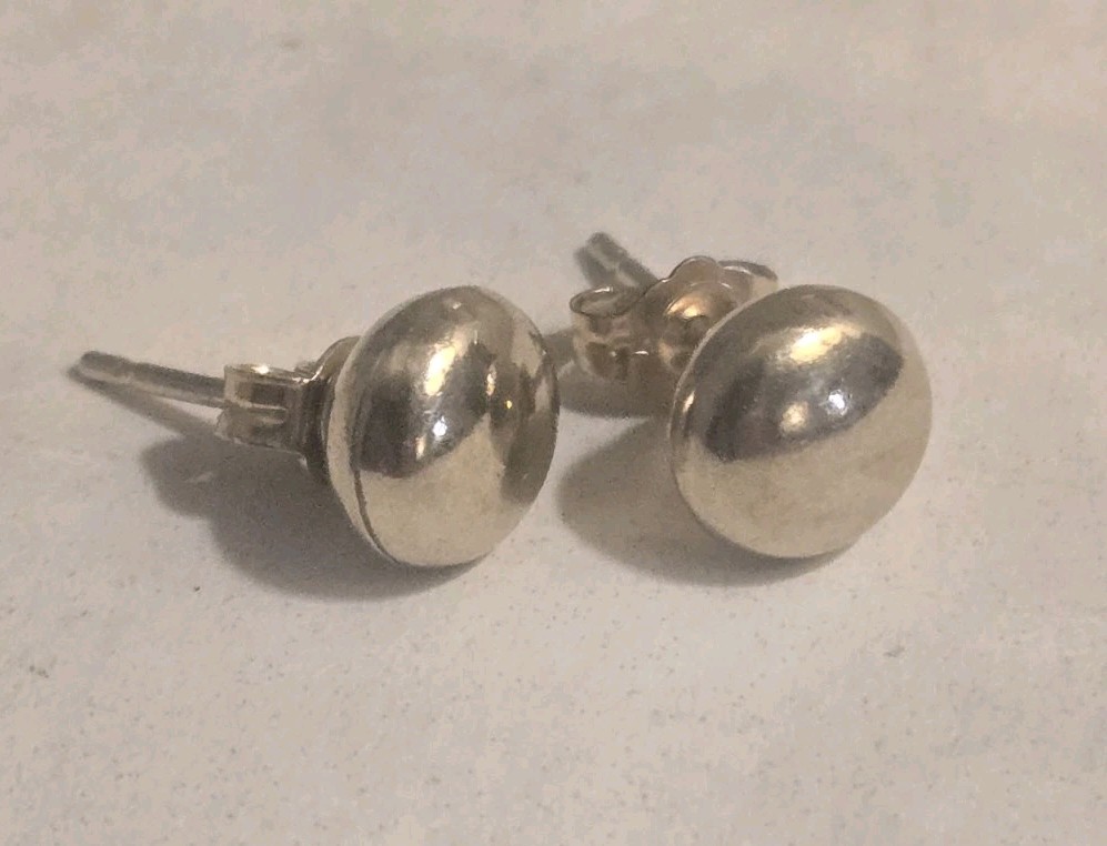 7.3 mm 1.44 Grams Diamante Solid 925 Flat Bottom Studs