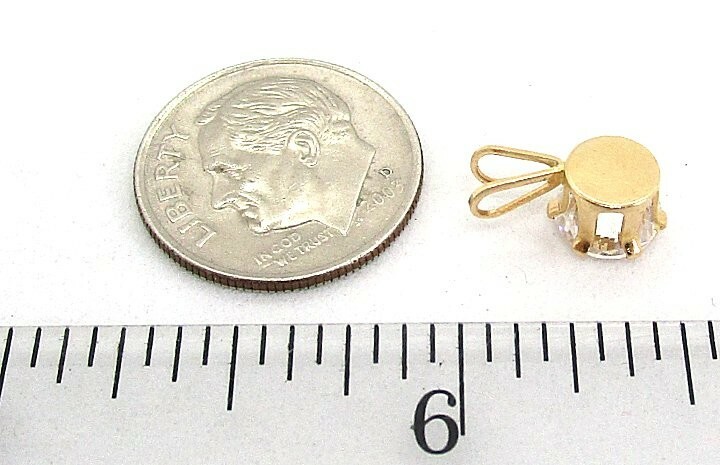 14K Yellow Gold CZ Pendant 0.9 gr 1/2” cz: 1.0 ct lot 33v10
