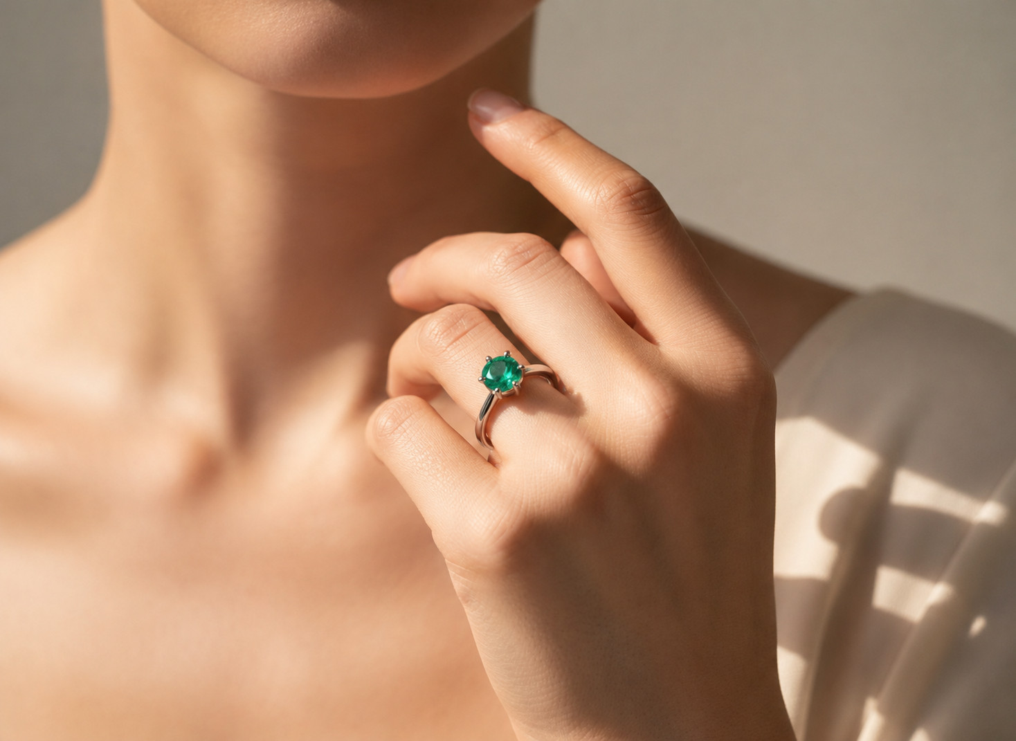925 Sterling Silver Round Green Emerald 1.20CT Solitaire Engagement Ring