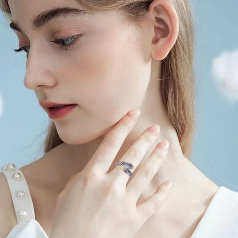 Vintage Punk Ring Irregular Adjustable Snake Ring Universal Size
