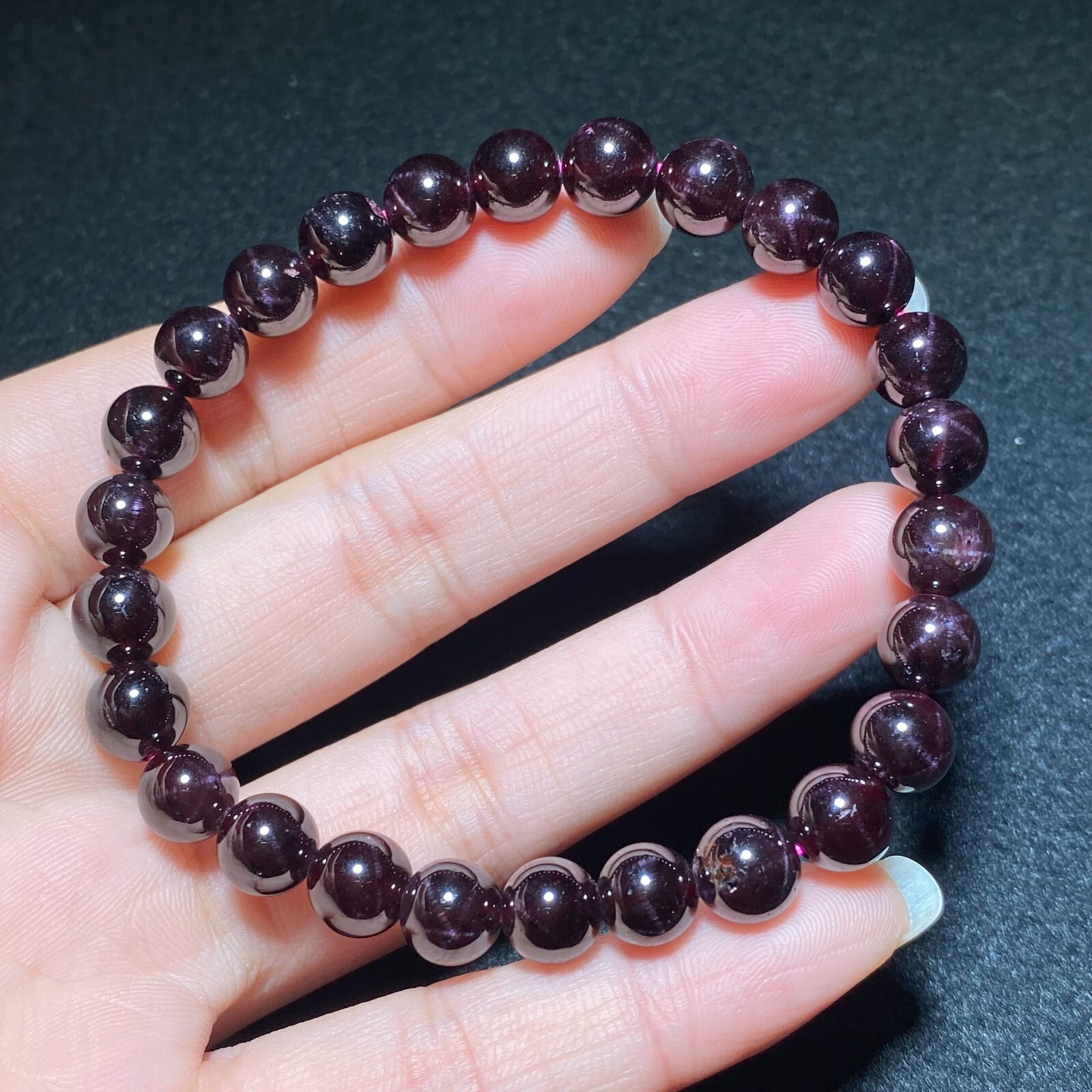 7.8mm Natural Red Starlight Garnet Crystal Beads Bracelet AAAA C1491