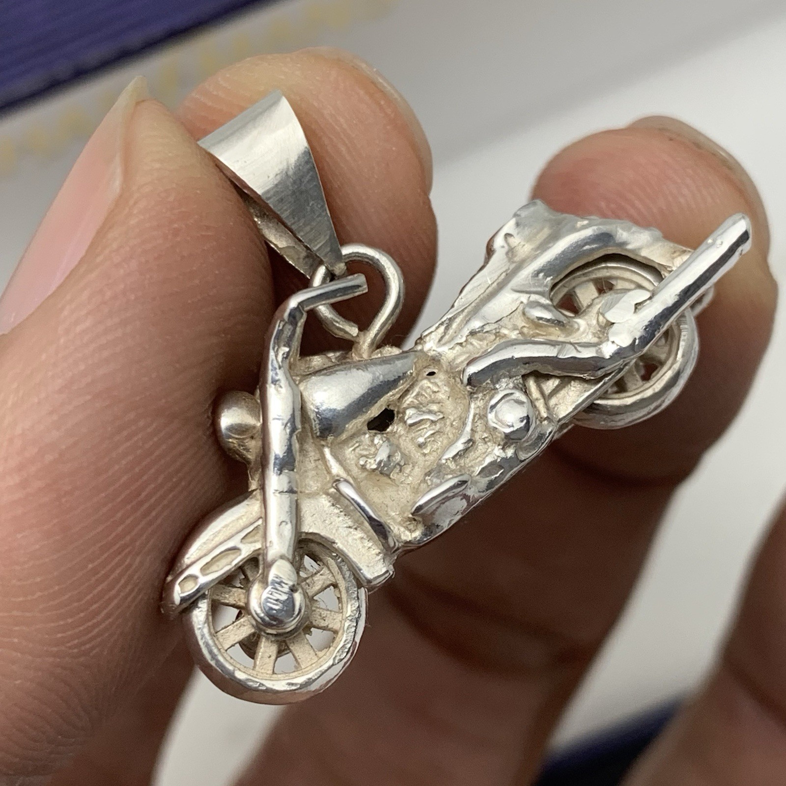 SUPERB Sterling Silver 3D Motorcycle Pendant W/ Rotating wheels ~ .925 ~ 11.5g