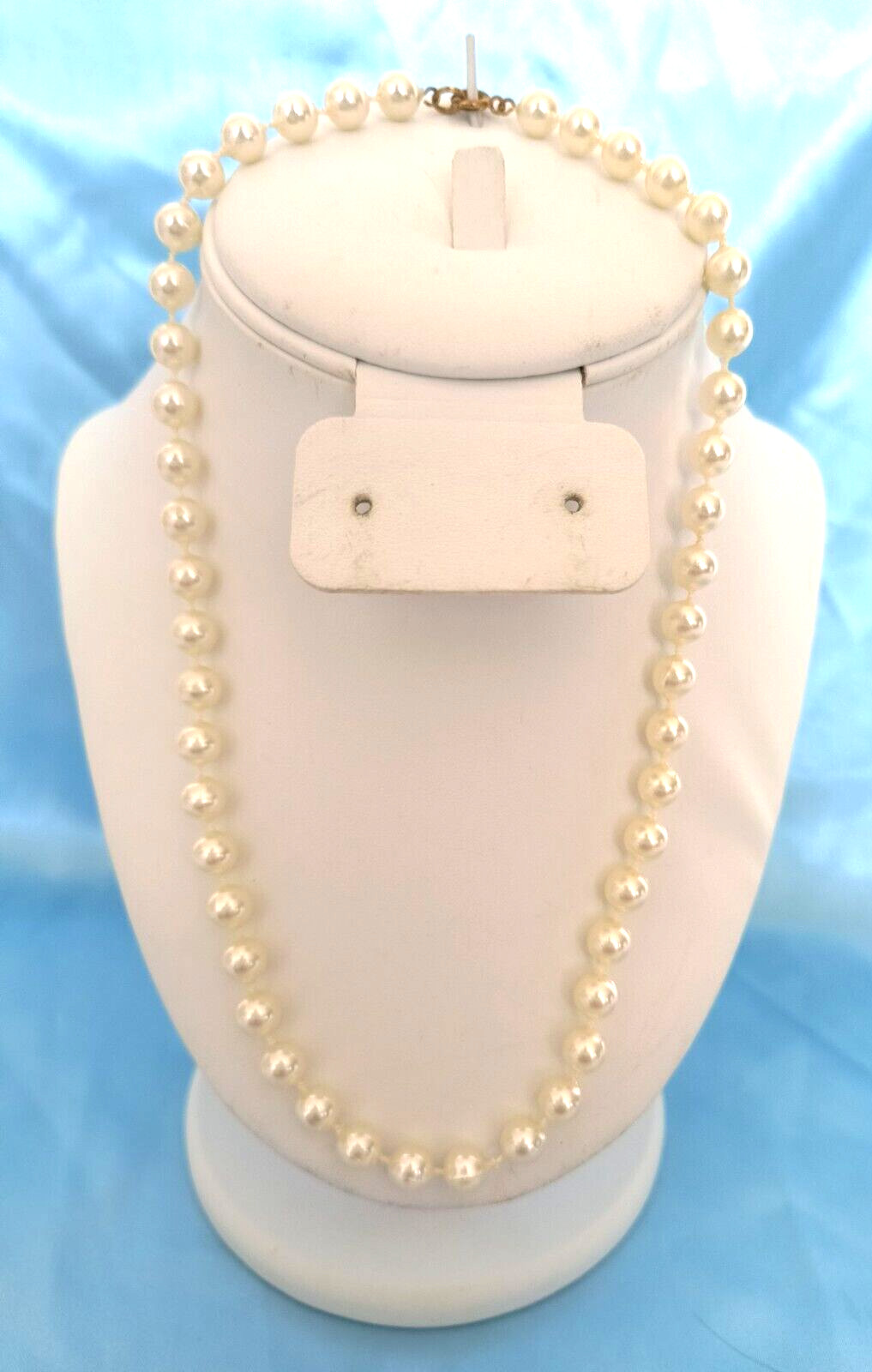 Women’s Beaded Necklace Imitation Creamy Color Pearls 18″ Spring Ring Closure