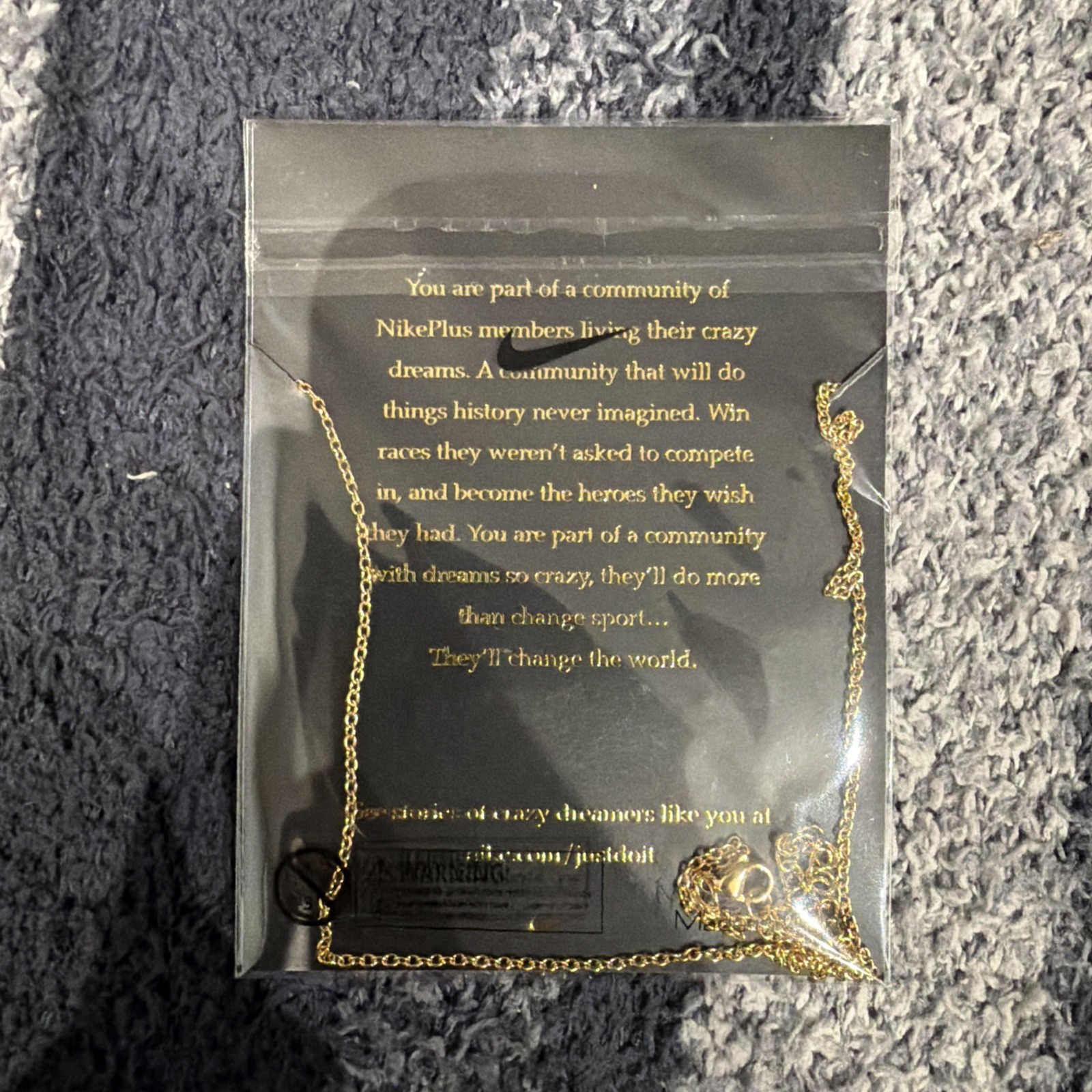 NIKE Crazy Dreamer Swoosh Supreme Just Do It Necklace Unisex (Retired)