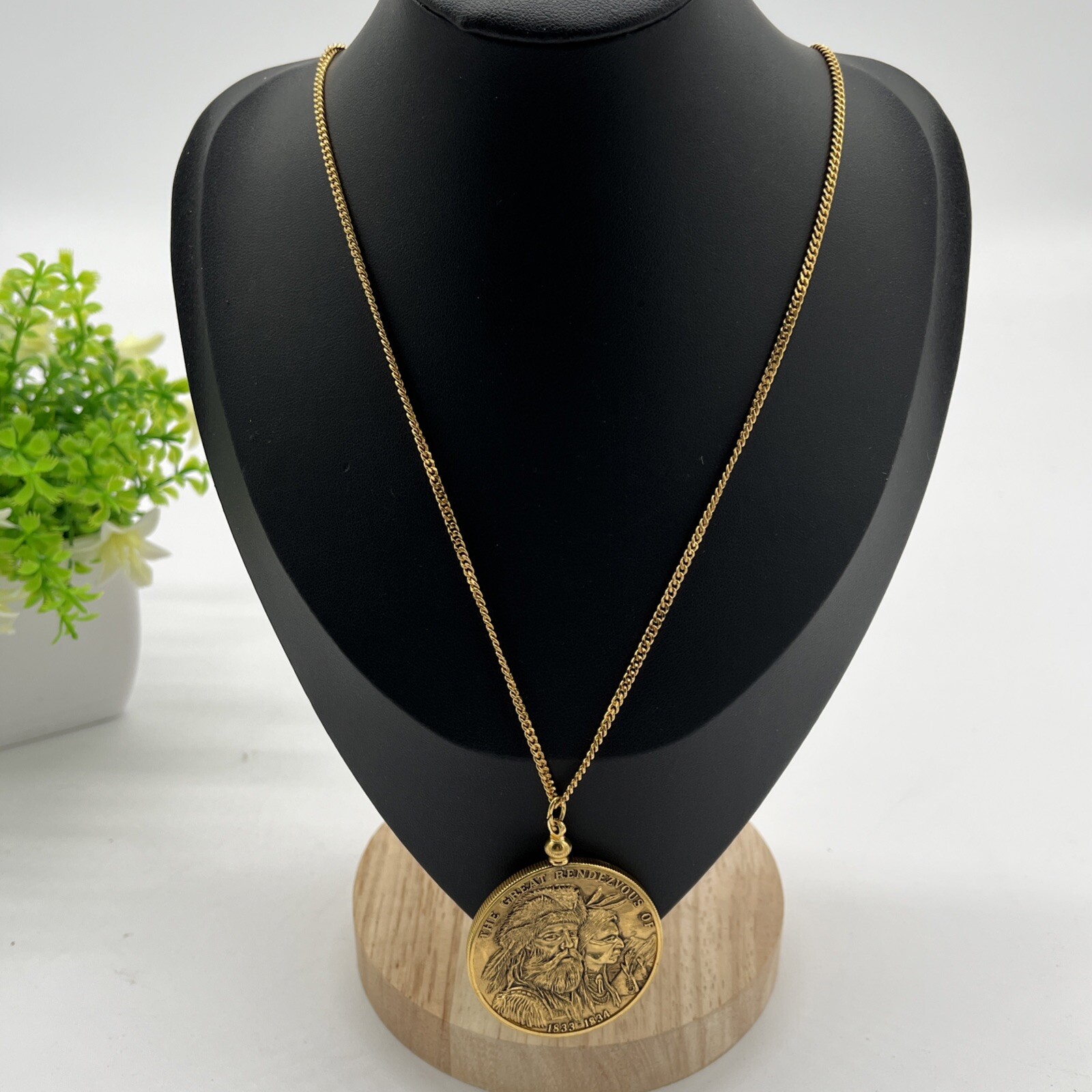 Great Rendezvous Of 1833-1834 Gold Tone Pendant Necklace Commemorative Tomahawk