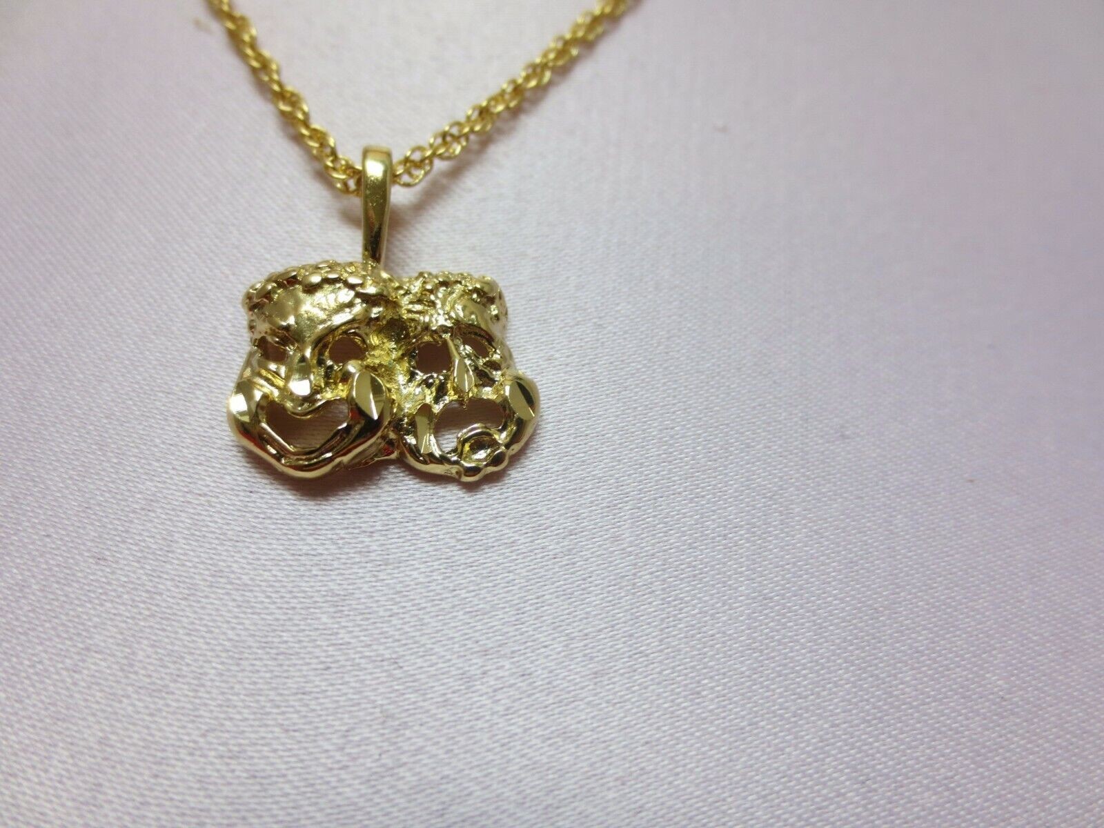 14 KT GOLD PLATED COMEDY TRAGEDY MASKS CHARM 16,18,20,24& 30″ ROPE CHAIN 2223