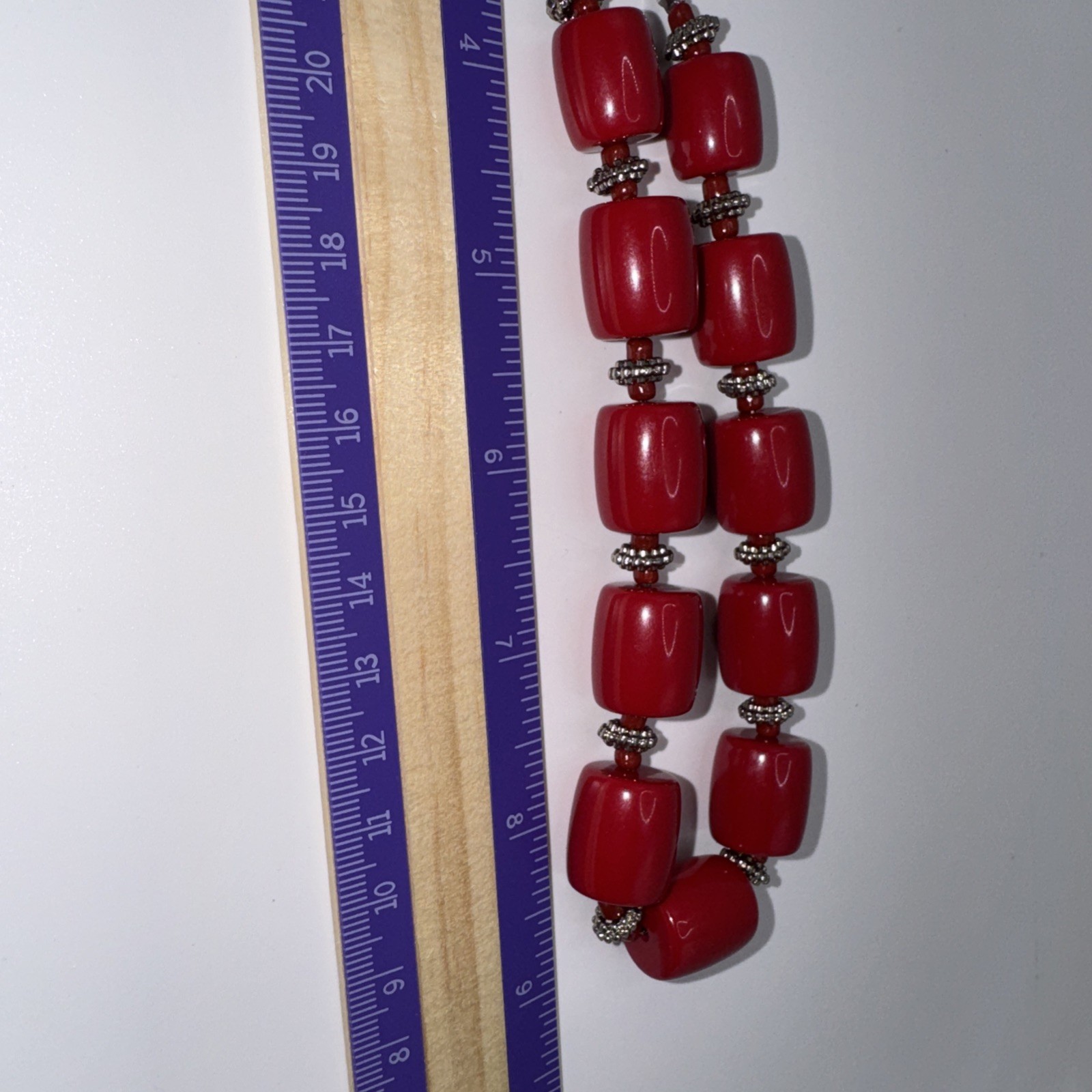 Retro 70’s Lipstick 1946 Red Bead Necklace Silvertone Lucite Chunky Classic