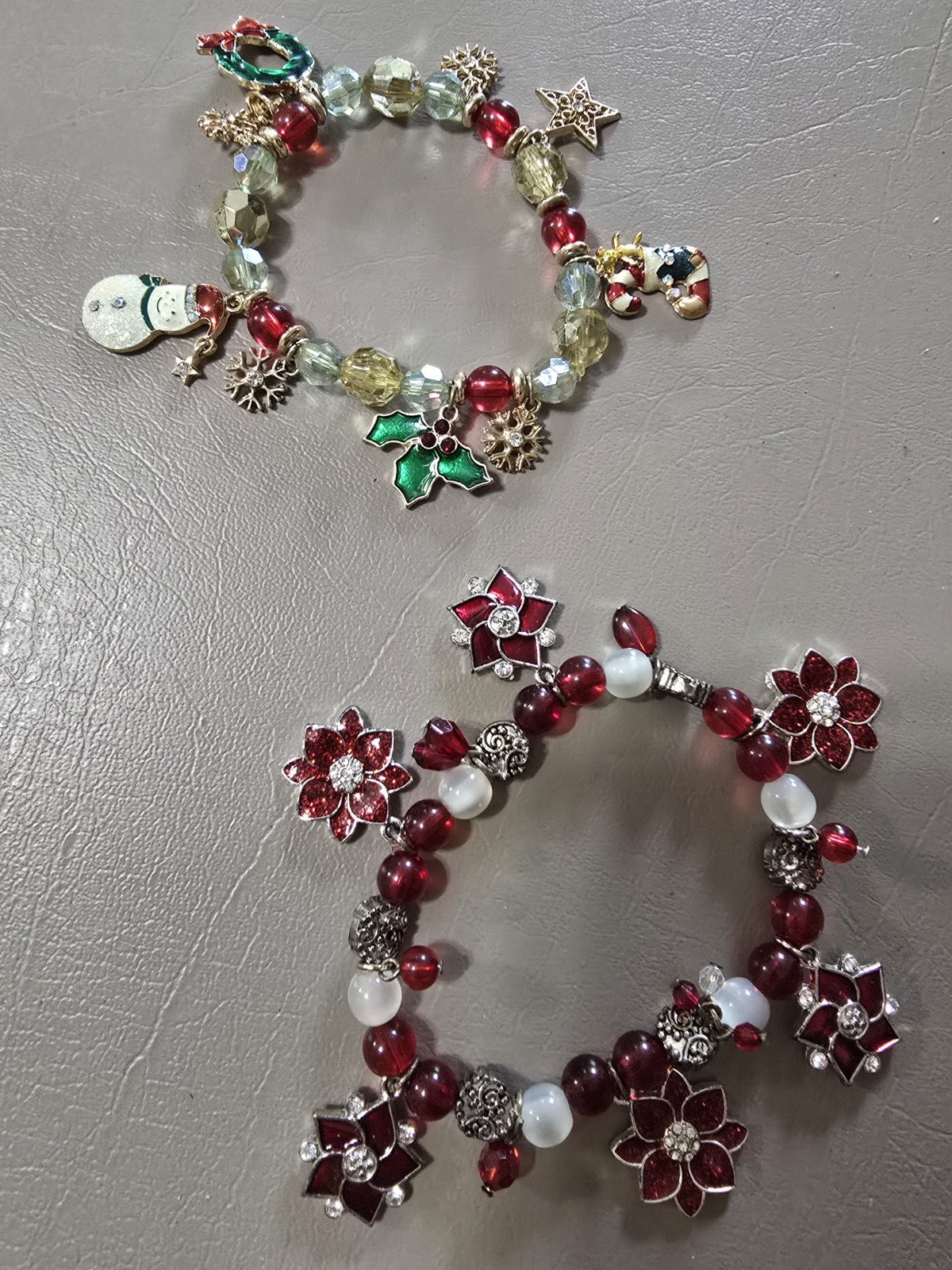 Holiday Stretchy Elastic Charm Bracelets Set Of 2 Adult Women’s