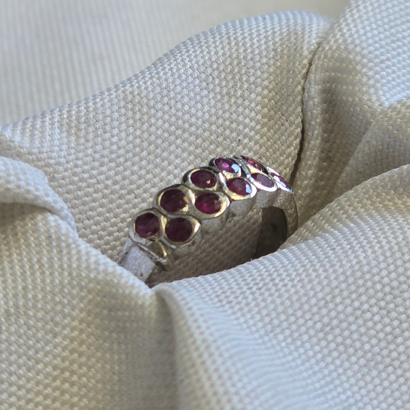 Sterling Silver Ring 2.9g Fine Jewelry Size 6.5 Ruby Color *READ*