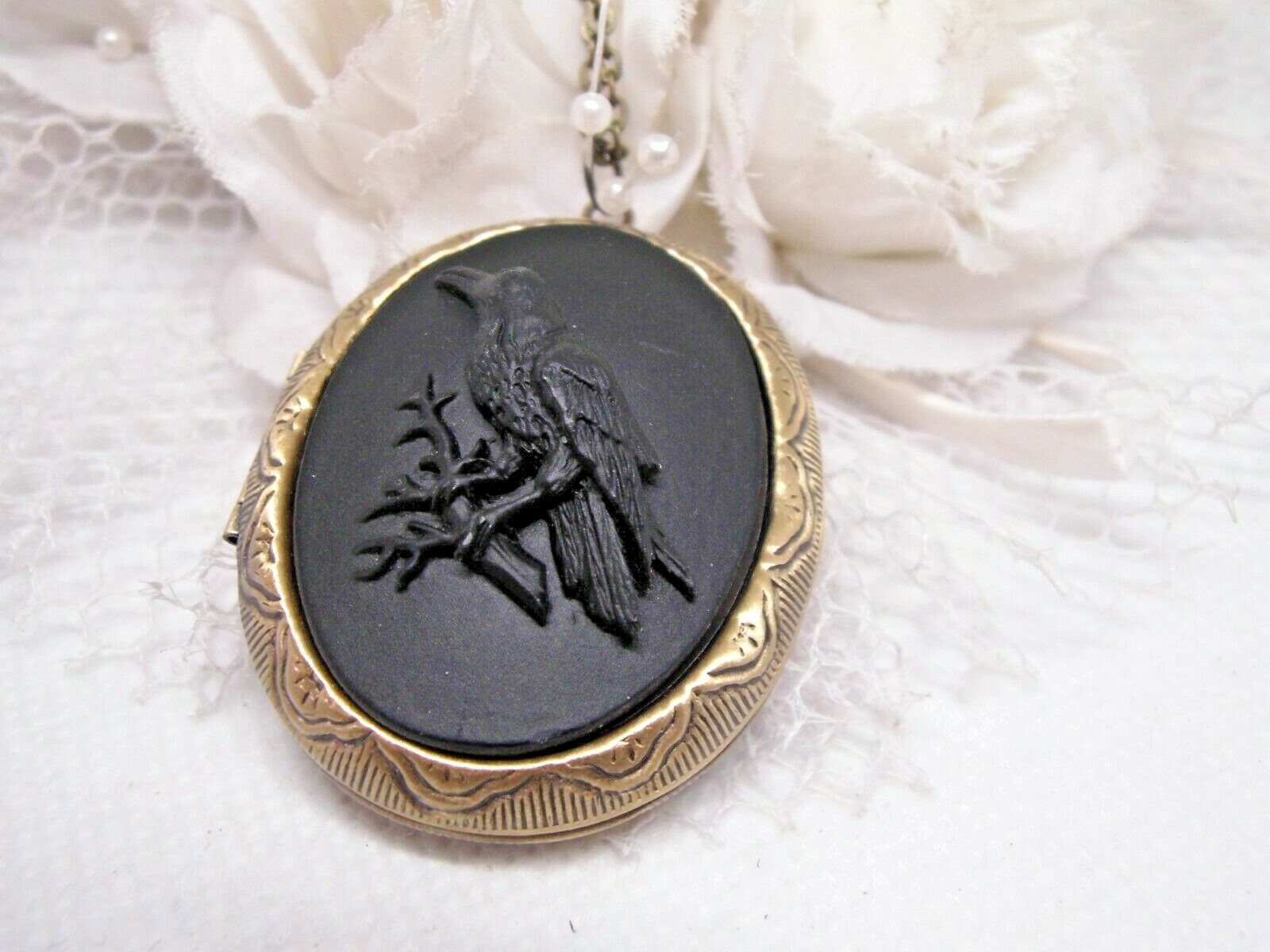 BLACK raven CROW pill box Cameo Steampunk Goth Necklace Locket MEDIEVAL stash