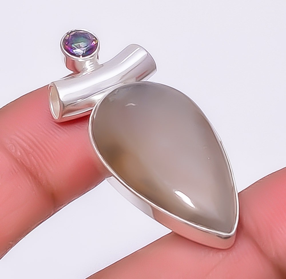 Moonstone – Sri Lanka 925 Sterling Silver Pendant 1.56″ P972811, Christmas Gift
