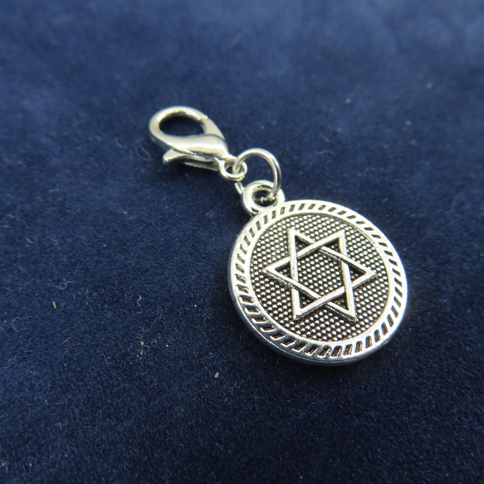 ROUND STAR OF DAVID Charm Zipper Pull Keychain Add On Clip Dangle Silver Tone