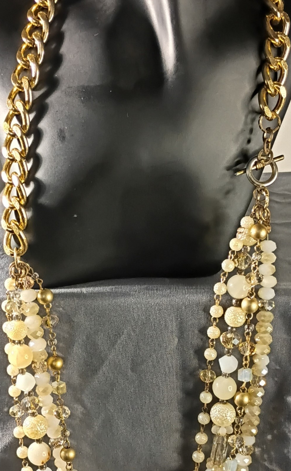 Gold Tone Layered Beaded Necklace Oval Link Chain White Acrylic Toggle 18in
