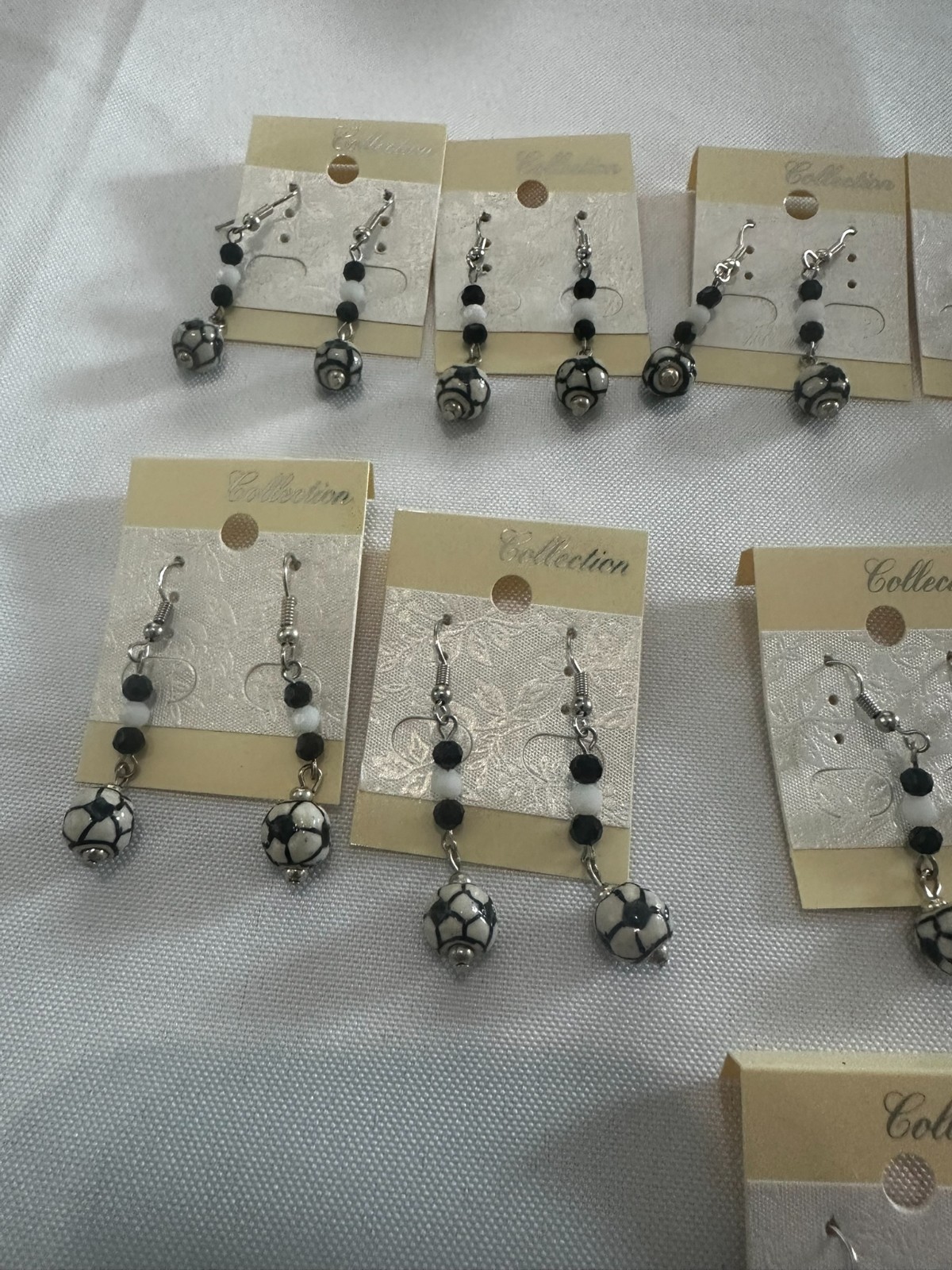 Unbranded Silver tone chandelier dangle Soccer earrings Blk/White