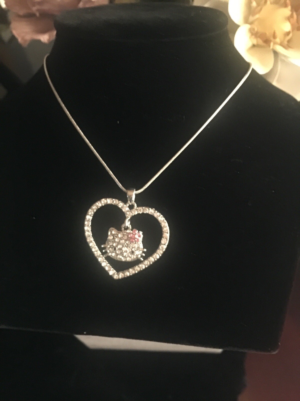 Hello Kitty necklace In Heart Radium Plated Reflective Crystals Rhinestones