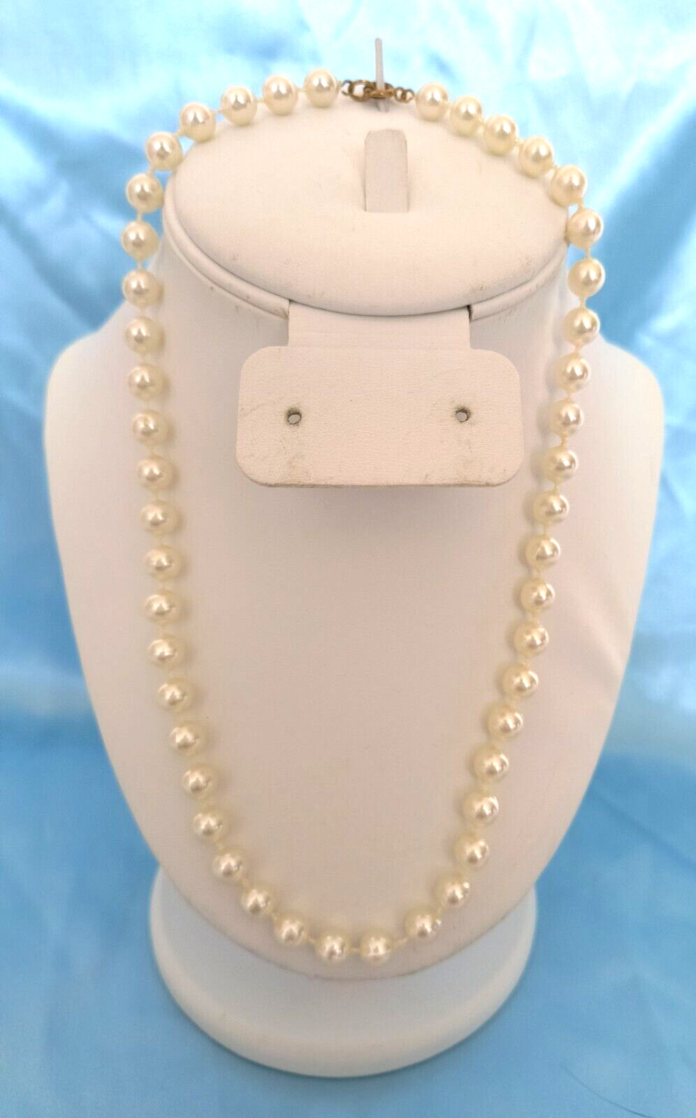 Women’s Beaded Necklace Imitation Creamy Color Pearls 18″ Spring Ring Closure