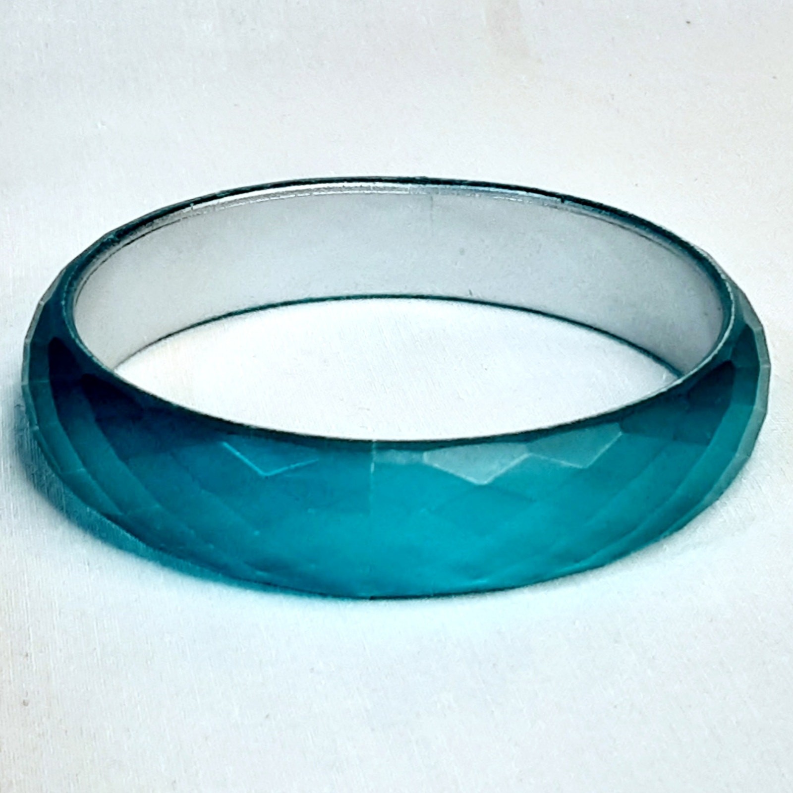 Turquoise Blue Tranlucent Acrylic Resin Bangle Bracelet Faceted Diamond Cuts