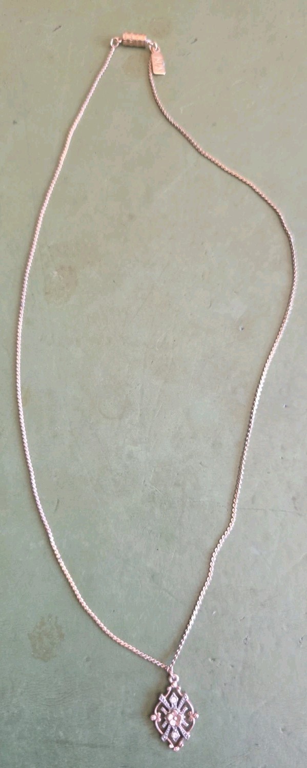 VTG “1928” Pendant & 18″ Chain Necklace Jewelry Flower Rose Gold & Silver Tone