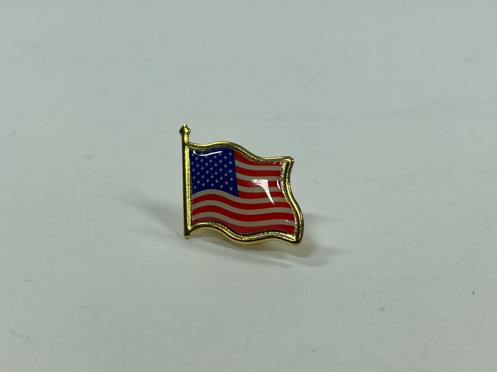 AMERICAN FLAG ENAMEL LAPEL HAT PIN USA US United States