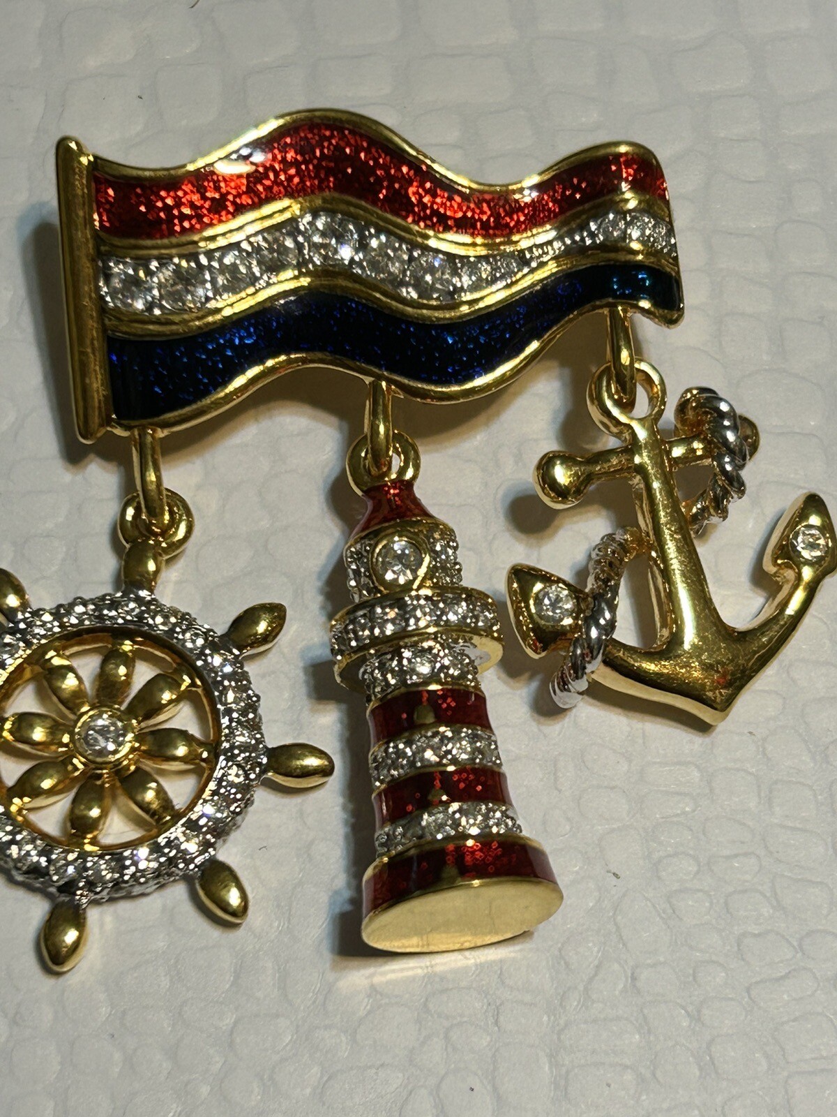 Vintage Danbury Mint SIGNED Nautical Polished Gold Ton Enamel pin With 3 Charms