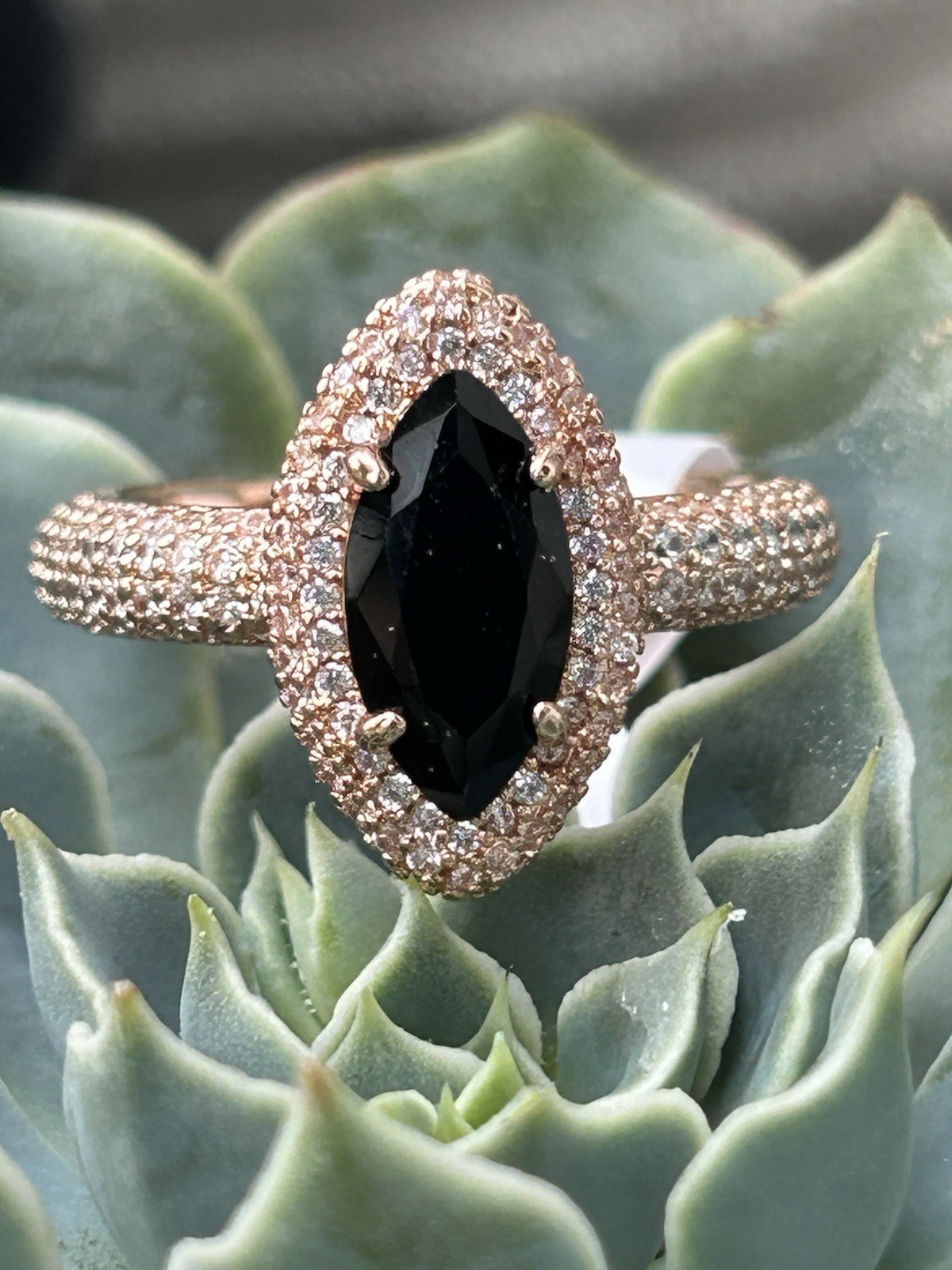 Bomb Party Ring 💍 Size 8 RG94411 “My Forever Date” 🖤 Original Collection