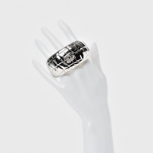 CHANEL Palladium Plated Metal Crocodile Embossed CC Cuff Bracelet Silver 2007