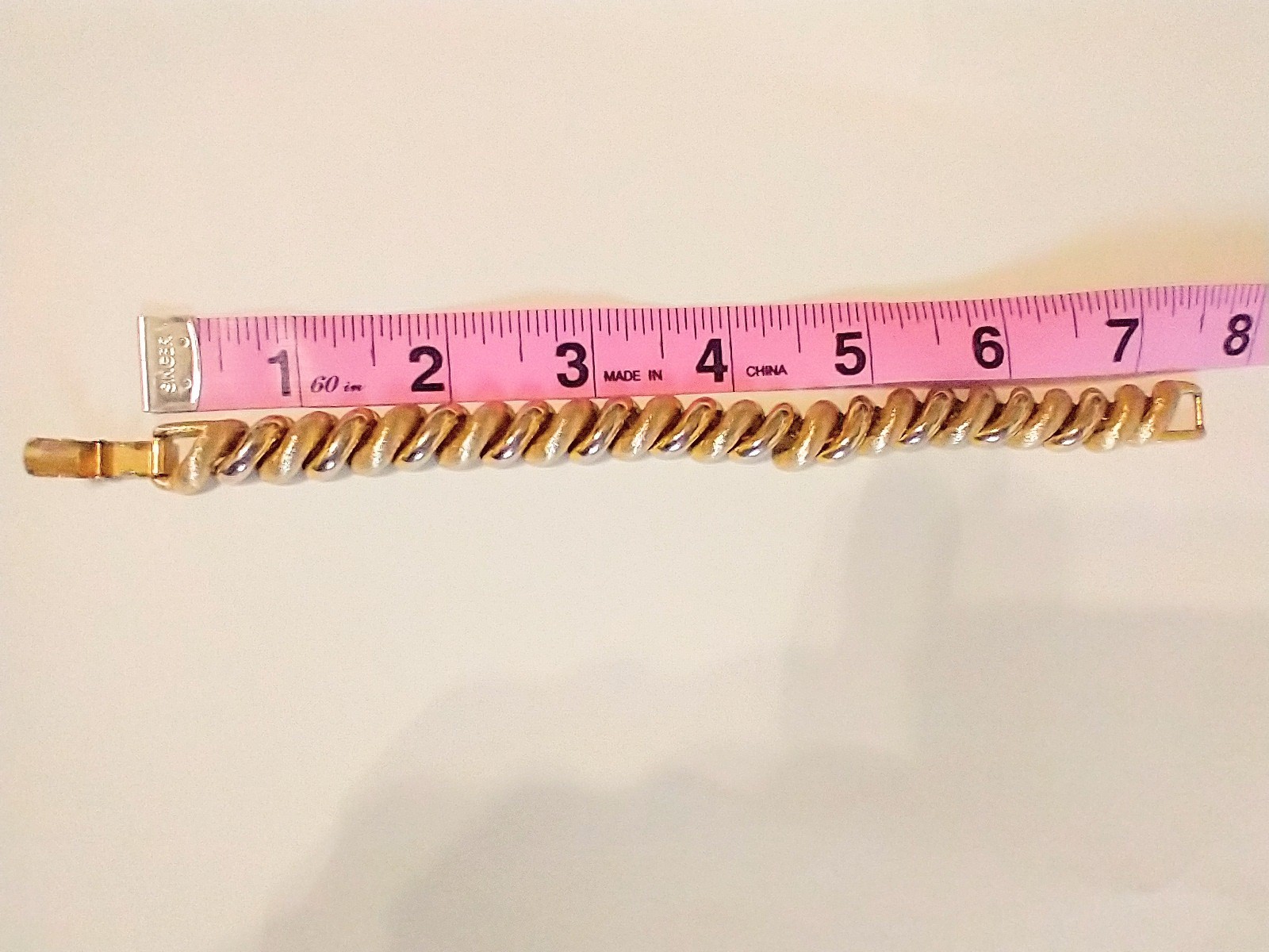 Napier Gold Tone Twisted Curb Link Bracelet Signed Fold Over Clasp 7.5 in
