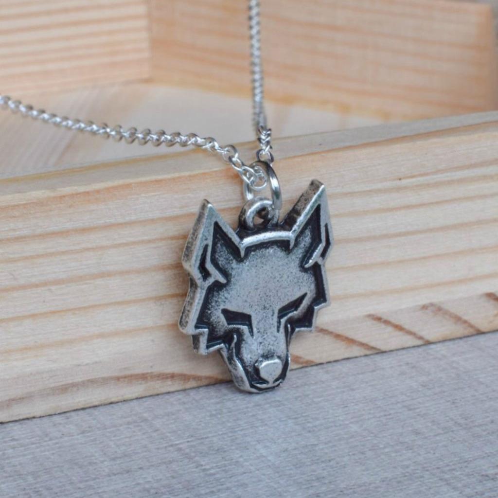 WOLF NECKLACE 18″ Chain Pewter Face Pendant Outdoor Mountain Wilderness NEW