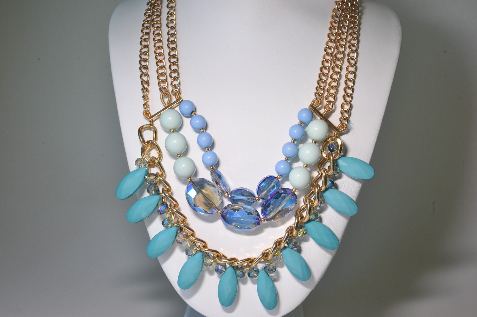 TALBOTS gold tone BLUE ab turquoise LAYERED NECKLACE Statement N4