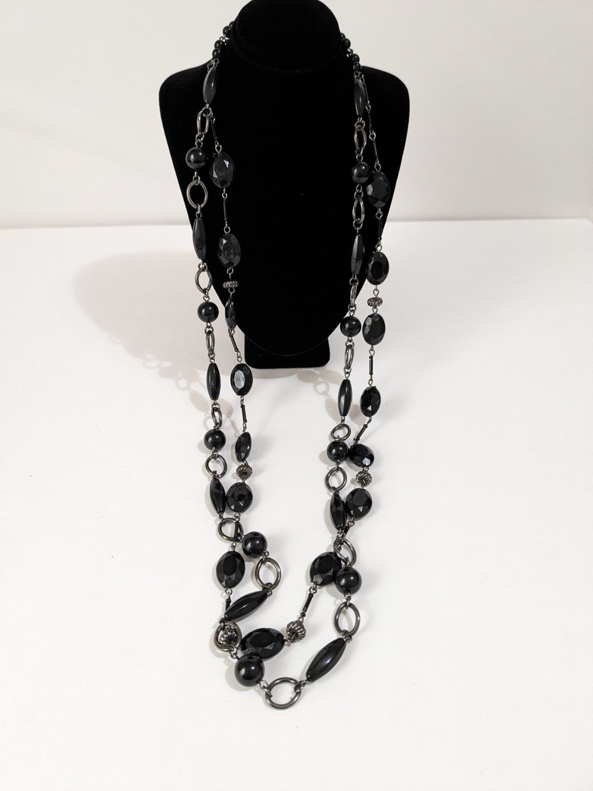 Multi Layer Gun Metal Gray Cable Link Necklace With Acrylic Black Faceted Beads.