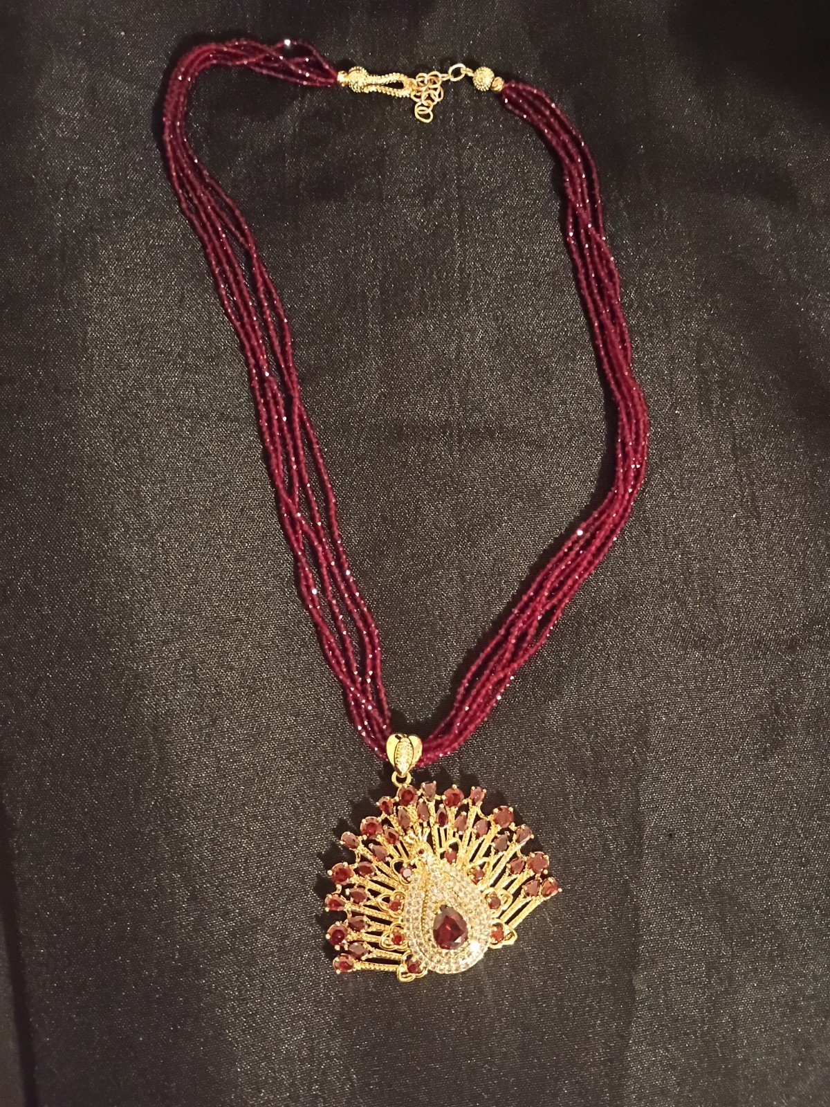 Burgendy Red Sea Bead Necklace With A Pendant And Extender