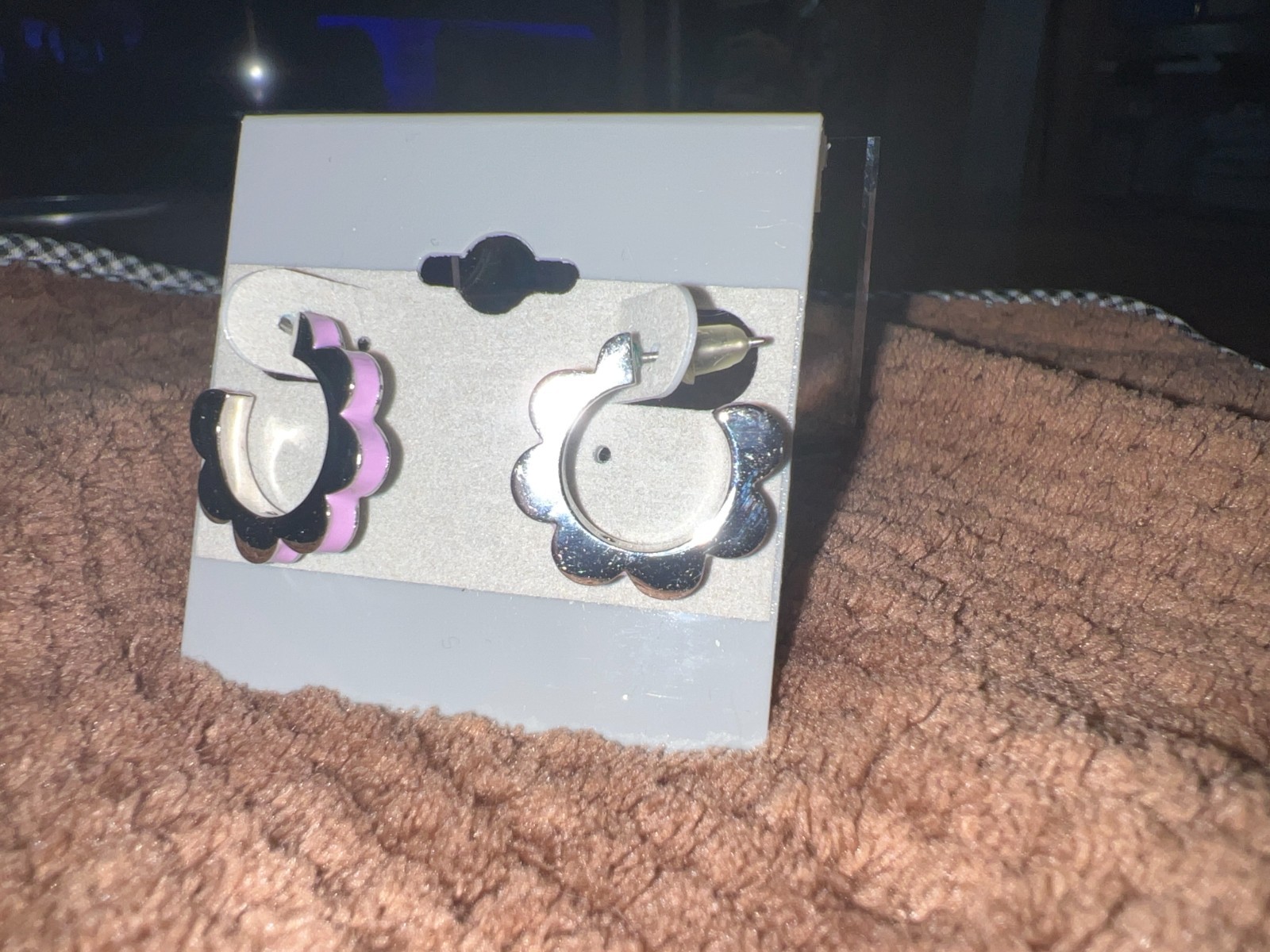 Kate Spade Lilac Scalloped Hoop Stud Signed Earrings, Very Good Condition.