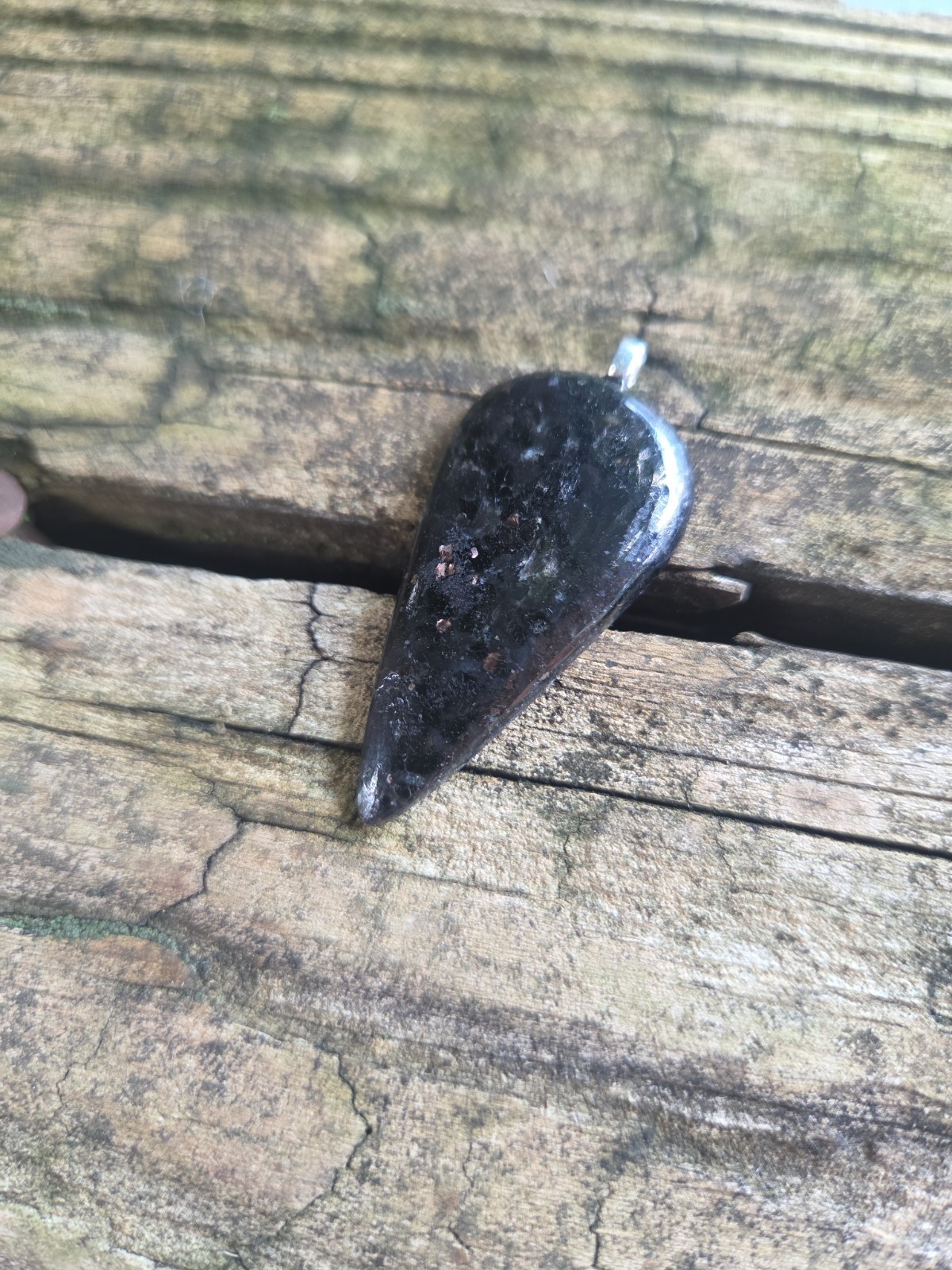 NUUMMITE Pendant P35