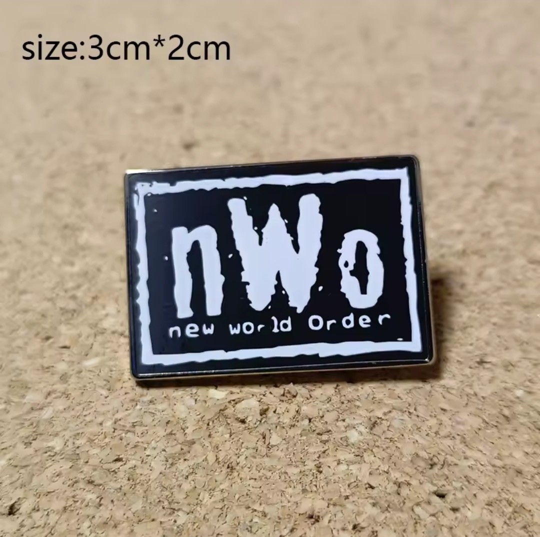 NWO Wrestling Style 1pc New World Order Pin Hogan Macho Man Kevin Nash Razor
