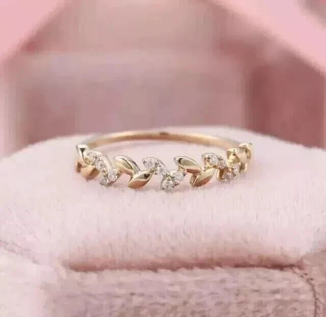 1 Ct Round Cut Simulated Diamond Stunning Engagement Ring 14k Yellow Gold Plated